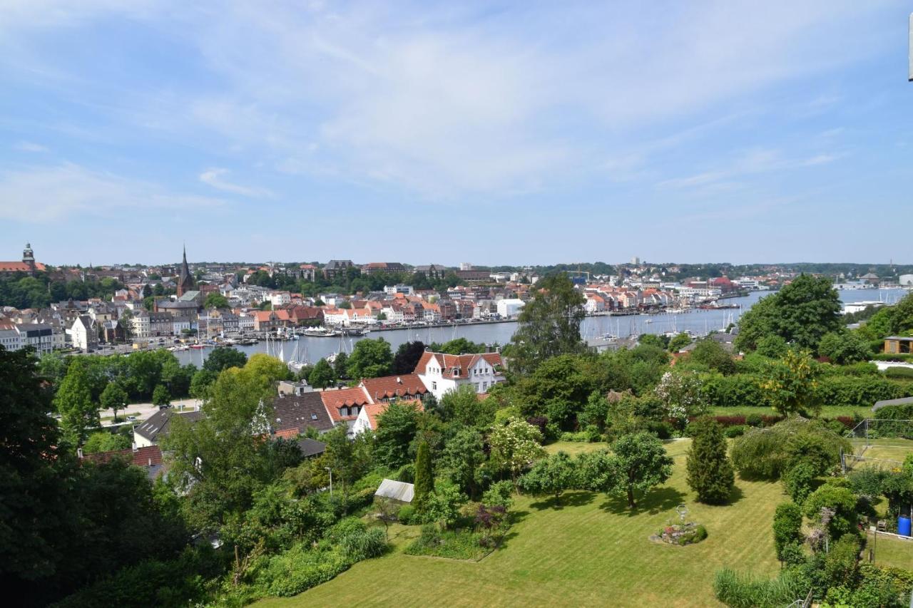 Fewo1846 - Bellevue - Sonnige 2-Zimmer-Wohnung Mit Balkon Und Hafenblick 플렌스부르크 외부 사진